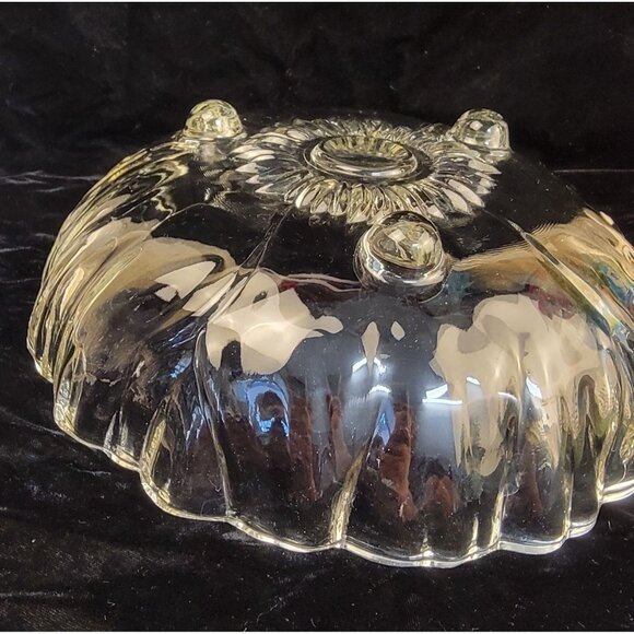 Vintage Indiana Glass "Sunflower" Three-Footed Serving Bowl - Picture 11 of 14